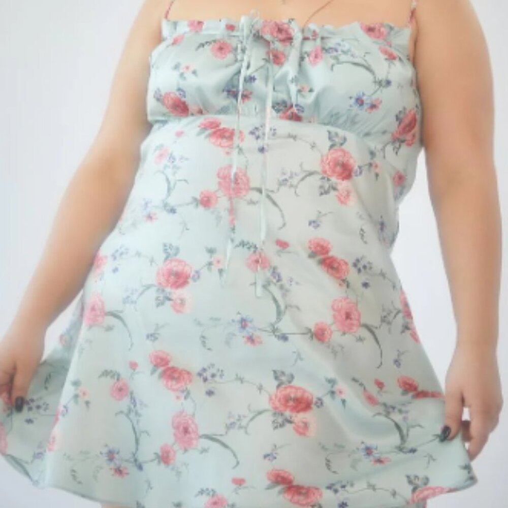 Current Mood: Ivy Can’t Be Just Friends Floral Mini Dress [1X Women's US]